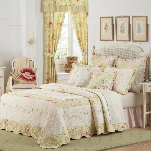 Comforters & Bedspreads| Mary Jane's Home Prairie Bloom Reversible King Bedspread (Cotton with Cotton Fill) - RT93967