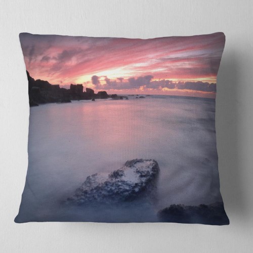 Throw Pillows| Designart 16-in x 16-in Multiple Colors Polyester Indoor Decorative Pillow - NO25134