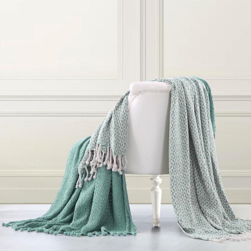 Blankets & Throws| Amrapur Overseas Picasso Aqua 50-in x 60-in 1-lb Throw - XQ21088