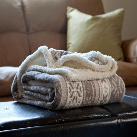 Blankets & Throws| Hastings Home Hastings Home Blankets Gray Snowflakes 50-in x 60-in 1.9-lb - UZ45489